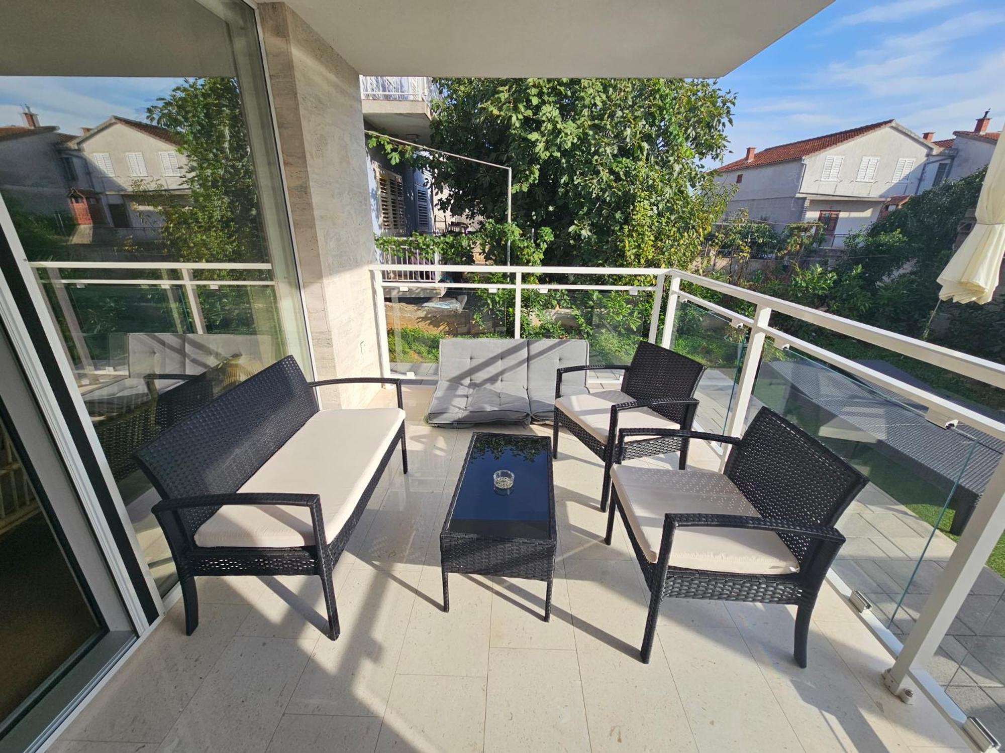 Vila Regina Apartment Rex With Swimming Pool Езера Экстерьер фото