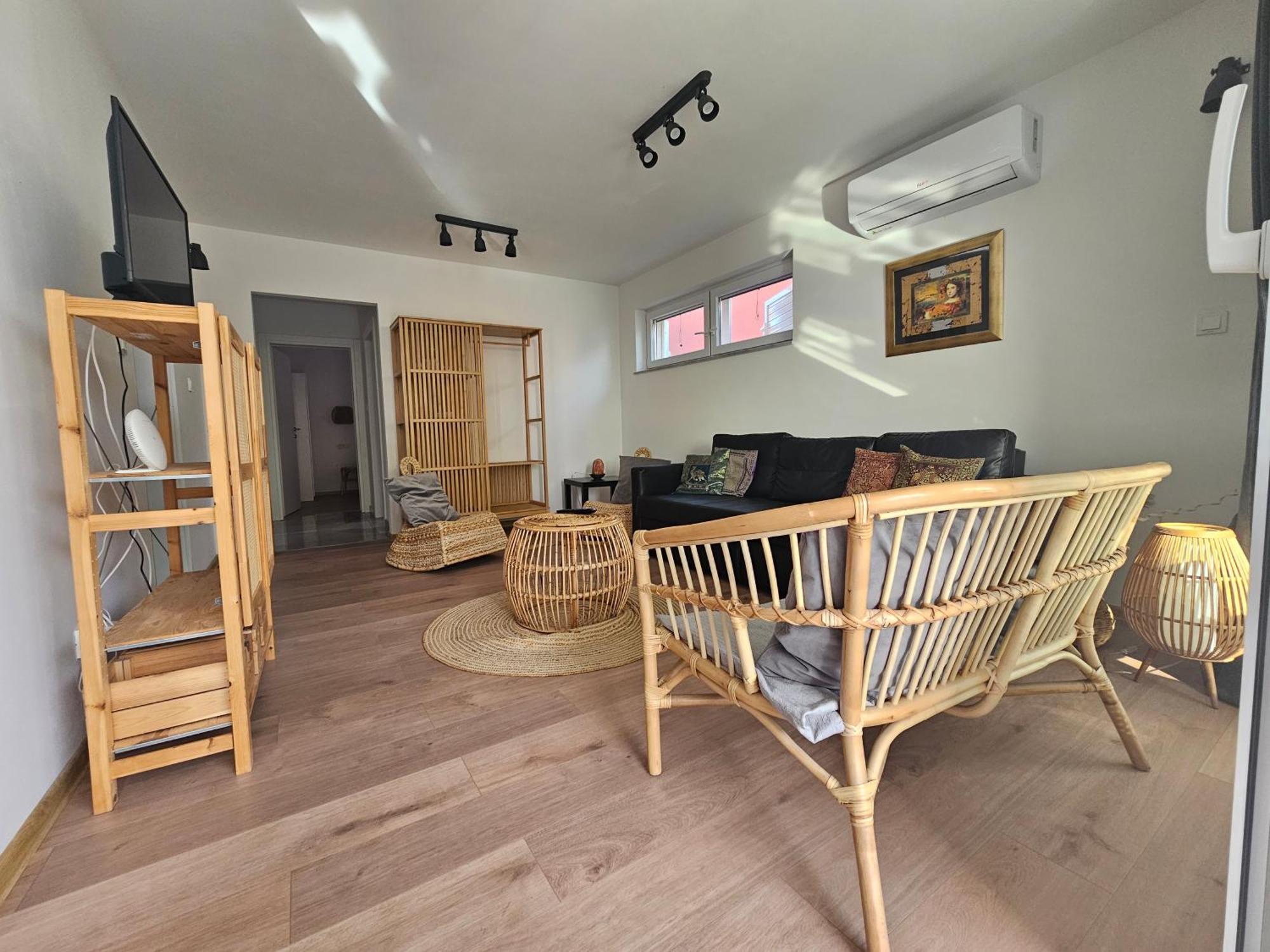 Vila Regina Apartment Rex With Swimming Pool Езера Экстерьер фото